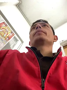 Snapshot of santiObrero chatting on February 2026 06:59:02 PM santiObrero online show from February 2026 06:59:02 PM