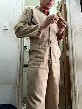 santiObrero online show from June 2026 03:42:02 PM