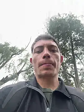 santiObrero online show from July 2026 03:31:02 PM