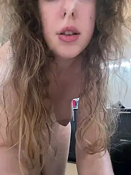 LilianBliss online show from July 2026 07:17:01 PM