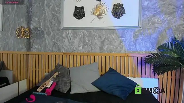 Snapshot of Marilyndackaria_ chatting on February 2026 12:01:01 PM Marilyndackaria online show from February 2026 12:01:01 PM