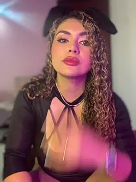 Snapshot of TianaRios_Pink chatting on February 2026 02:24:02 PM TianaRios Pink online show from February 2026 02:24:02 PM