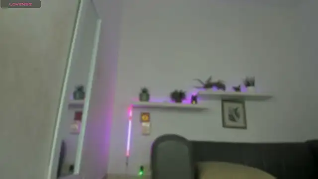 Amira Alzahra online show from July 2026 04:53:01 PM