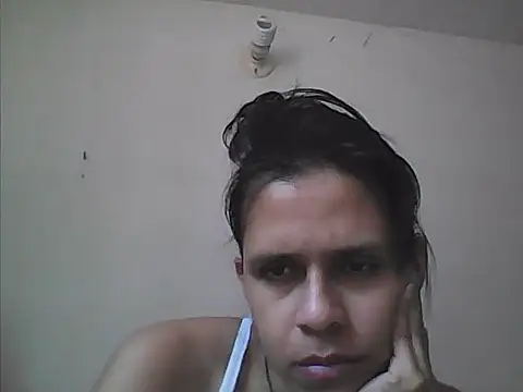 Snapshot of mitzukywinteer chatting on February 2026 05:17:02 PM mitzukywinteer online show from February 2026 05:17:02 PM