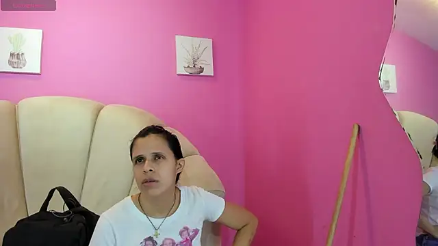 Snapshot of mitzukywinteer chatting on February 2026 08:39:01 PM mitzukywinteer online show from February 2026 08:39:01 PM