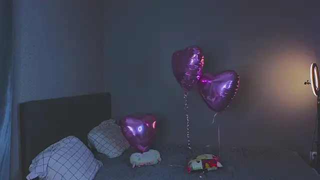 Snapshot of Kamilife chatting on February 2026 04:20:01 AM Kamilife online show from February 2026 04:20:01 AM