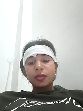 Cute-Natashaa online show from March 2026 04:35:01 PM