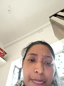 Snapshot of Hot-Tinaa chatting on January 2026 07:24:02 AM Hot-Tinaa online show from January 2026 07:24:02 AM