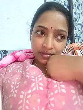 Snapshot of Hot-Tinaa chatting on February 2026 02:46:02 PM Hot-Tinaa online show from February 2026 02:46:02 PM