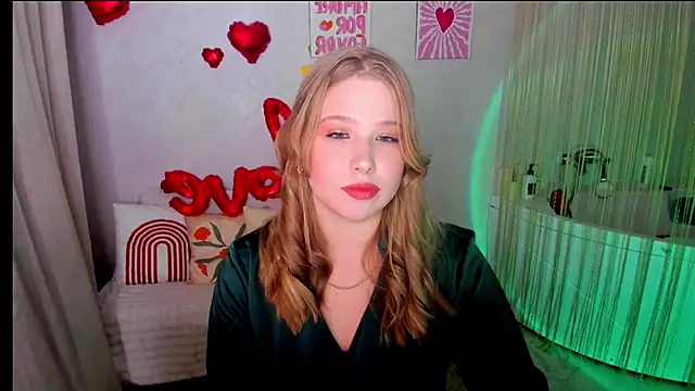 Snapshot of SweetDaylight chatting on February 2026 06:37:01 PM SweetDaylight online show from February 2026 06:37:01 PM