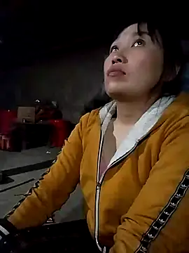 lia-coy online show from February 2026 03:19:02 PM