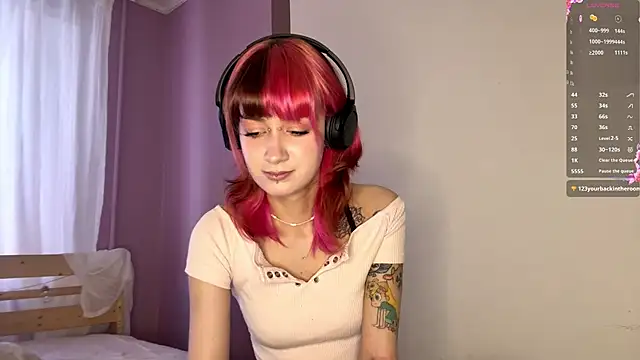 Snapshot of Dina_Cams chatting on February 2026 11:13:01 AM Dina Cams online show from February 2026 11:13:01 AM