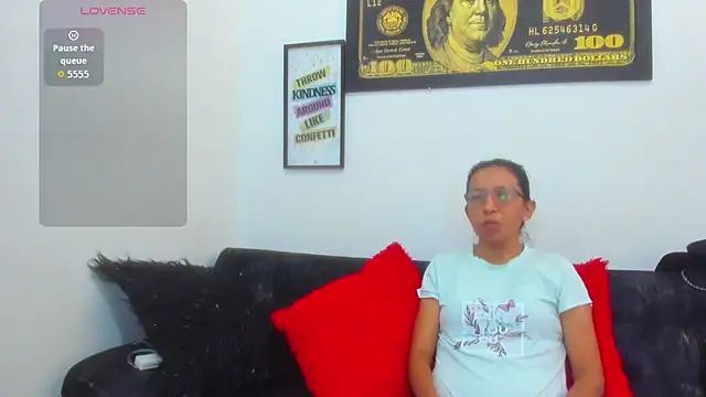 Livia Coxs online show from March 2026 01:29:02 PM