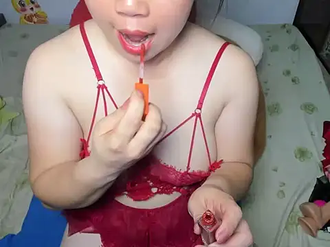 Tinaly18 online show from June 2026 02:14:01 PM