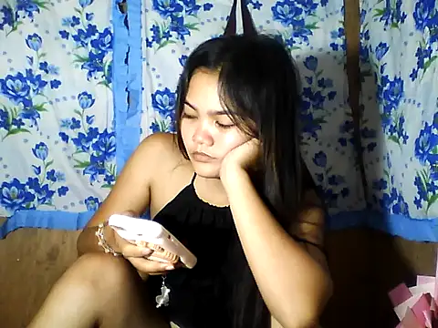 PinaySkinnyJust18 online show from May 2026 11:35:01 PM