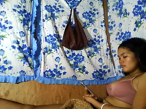 PinaySkinnyJust18 online show from June 2026 09:40:01 AM