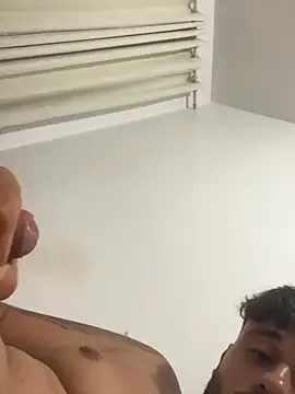 Snapshot of peuba12 chatting on February 2026 12:41:01 AM peuba12 online show from February 2026 12:41:01 AM