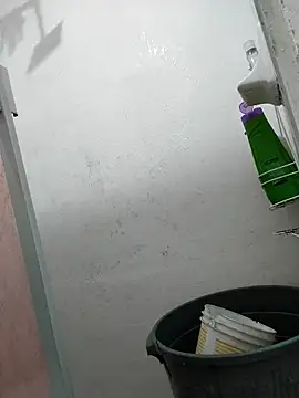 Eduardoo18cm online show from April 2026 11:46:01 PM