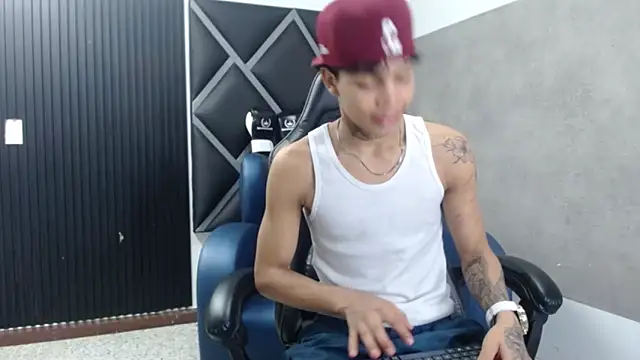 Snapshot of Dogan_Renzo0 chatting on February 2026 07:42:02 PM Dogan Renzo0 online show from February 2026 07:42:02 PM