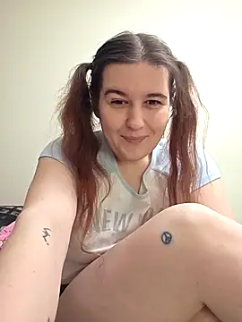 Snapshot of Ashlovescannabis chatting on March 2026 01:10:01 AM Ashlovescannabis online show from March 2026 01:10:01 AM