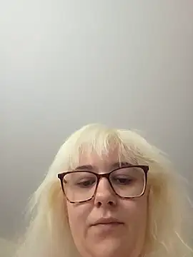 Ashlovescannabis online show from July 2026 01:06:02 PM
