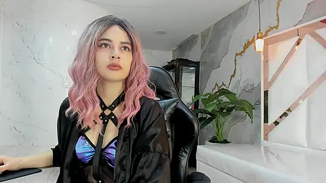 Qetsyah tf online show from March 2026 01:22:02 PM