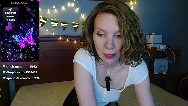 Daisy Lovely online show from March 2026 04:17:02 AM