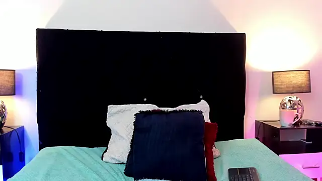 queen missy online show from July 2026 09:13:01 PM