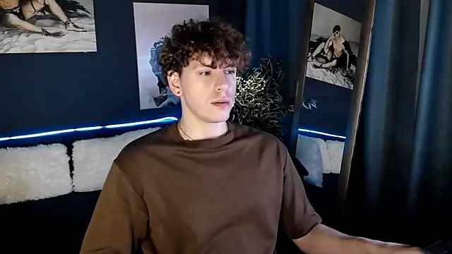 TylerGibson online show from July 2026 06:50:02 PM