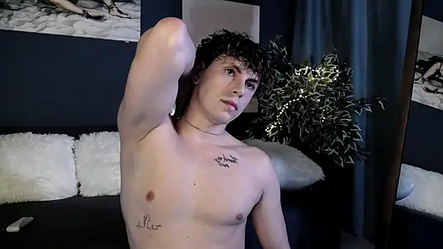 TylerGibson online show from July 2026 01:58:01 AM