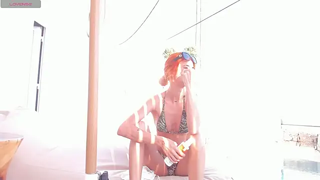 Snapshot of KikkoLee chatting on June 2026 04:11:01 PM KikkoLee online show from June 2026 04:11:01 PM