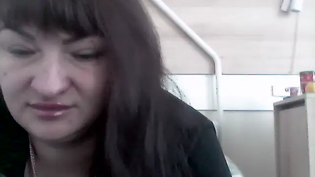 Snapshot of AllinaKis chatting on February 2026 12:59:02 PM AllinaKis online show from February 2026 12:59:02 PM