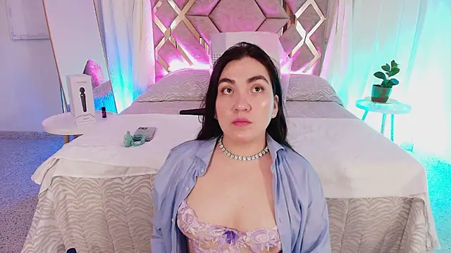 KathiaJenner online show from March 2026 12:09:01 PM