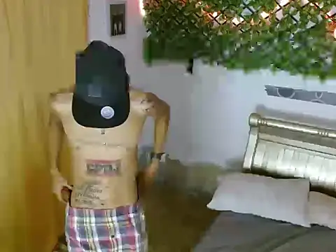 Snapshot of master_tattoo chatting on January 2026 04:16:01 AM master tattoo online show from January 2026 04:16:01 AM