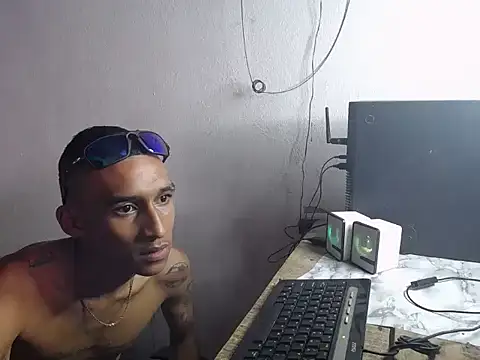 Snapshot of master_tattoo chatting on February 2026 09:08:01 PM master tattoo online show from February 2026 09:08:01 PM