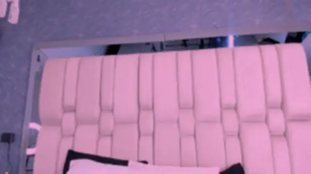 Snapshot of MissValeriePink chatting on February 2026 07:28:01 PM MissValeriePink online show from February 2026 07:28:01 PM