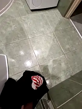 Snapshot of Milifalcon chatting on March 2026 01:09:01 AM Milifalcon online show from March 2026 01:09:01 AM