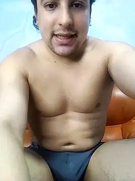 Snapshot of AxelWhitte chatting on February 2026 06:05:01 PM AxelWhitte online show from February 2026 06:05:01 PM