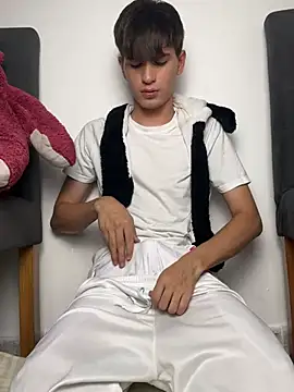 Snapshot of Naim_TheKing chatting on February 2026 02:53:01 AM Naim TheKing online show from February 2026 02:53:01 AM