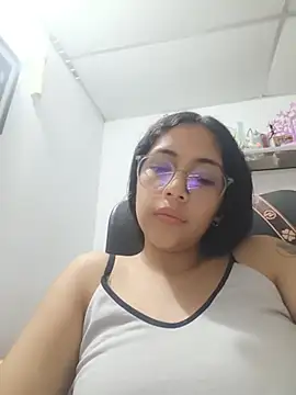 cristal adams11 online show from July 2026 04:29:01 AM