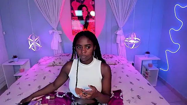 naomi campell online show from February 2026 08:05:02 PM