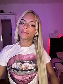 Snapshot of andyy_x chatting on February 2026 11:28:02 PM andyy x online show from February 2026 11:28:02 PM