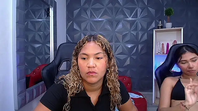 Snapshot of mayli_marie chatting on February 2026 11:11:02 PM mayli marie online show from February 2026 11:11:02 PM