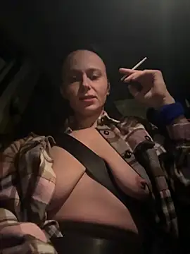 Snapshot of Alis_Roxy chatting on February 2026 09:43:01 PM Alis Roxy online show from February 2026 09:43:01 PM