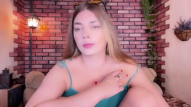 Snapshot of Eva_StarXXXX chatting on September 2025 08:44:02 PM Eva StarXXXX online show from September 2025 08:44:02 PM