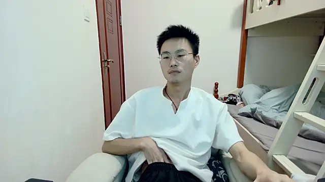 Aint686 online show from April 2026 09:40:02 AM