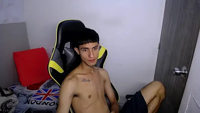 Snapshot of Akyra_latinn chatting on February 2026 03:53:01 PM Akyra latinn online show from February 2026 03:53:01 PM