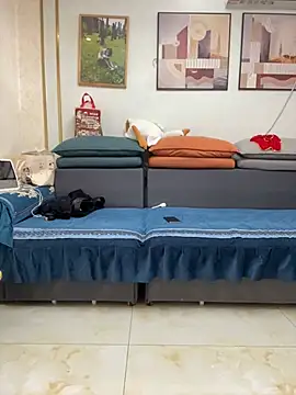 xiaotiantian-10 online show from February 2026 03:04:01 AM