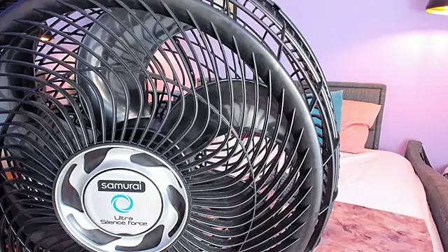 lanablacke  online show from March 2026 05:18:02 PM