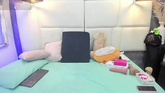 Martina armos online show from May 2026 01:28:01 PM